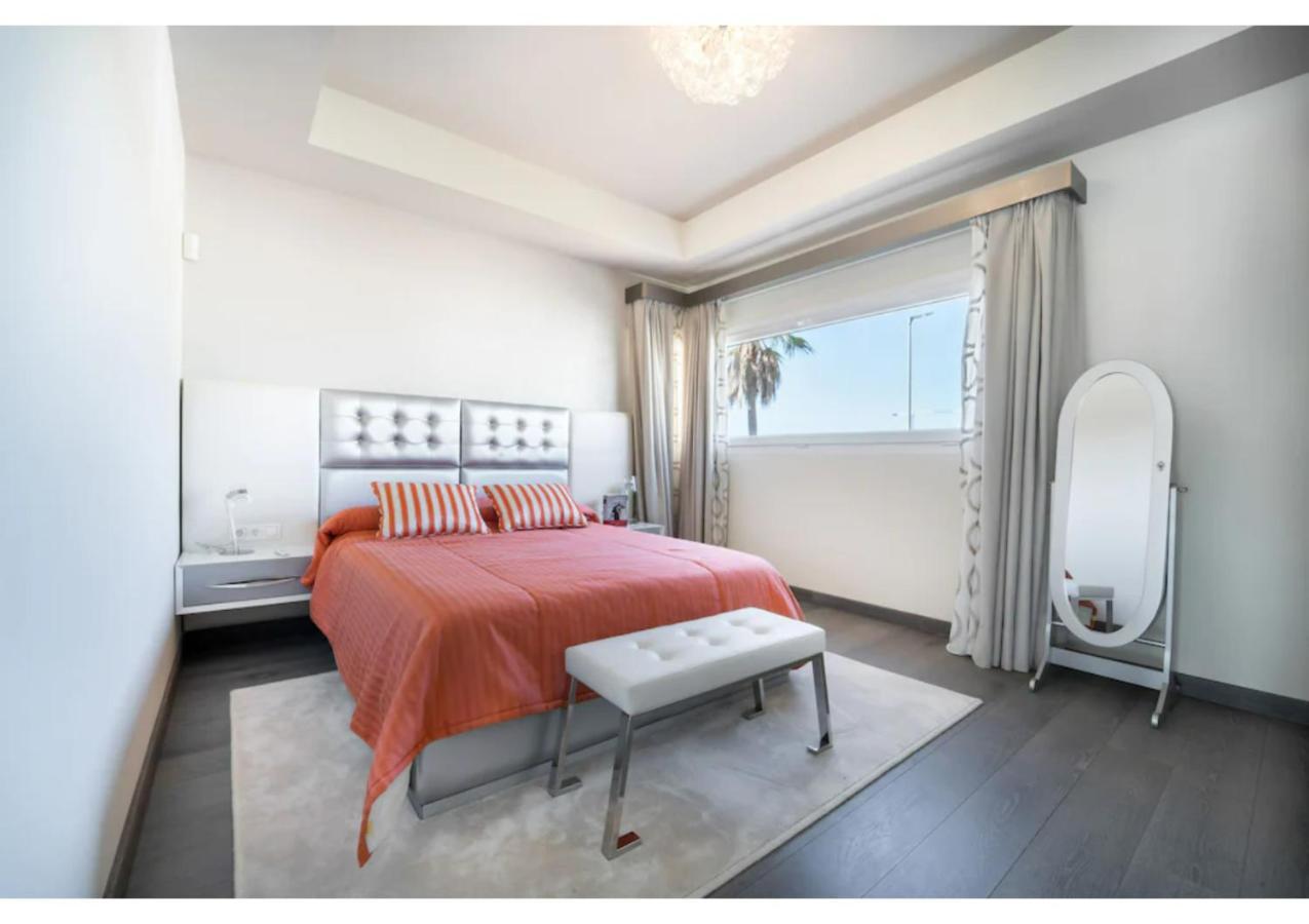 Villa El Higueron Con Vistas Al Mar Benalmádena